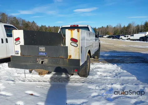 2016 Chevrolet Silverado 2500Hd Wt z USA, uszkodzony, nr VIN 1GC0KUEG2GZ104048